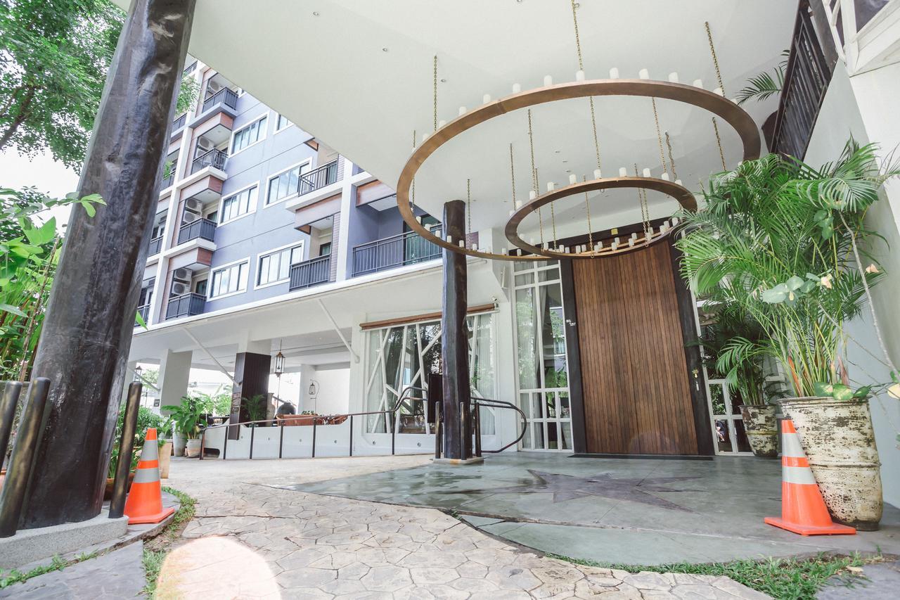 Icheck Inn Trams Square צ'יאנג מאי מראה חיצוני תמונה