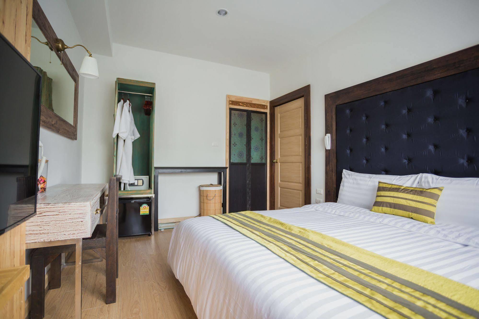 Icheck Inn Trams Square צ'יאנג מאי מראה חיצוני תמונה