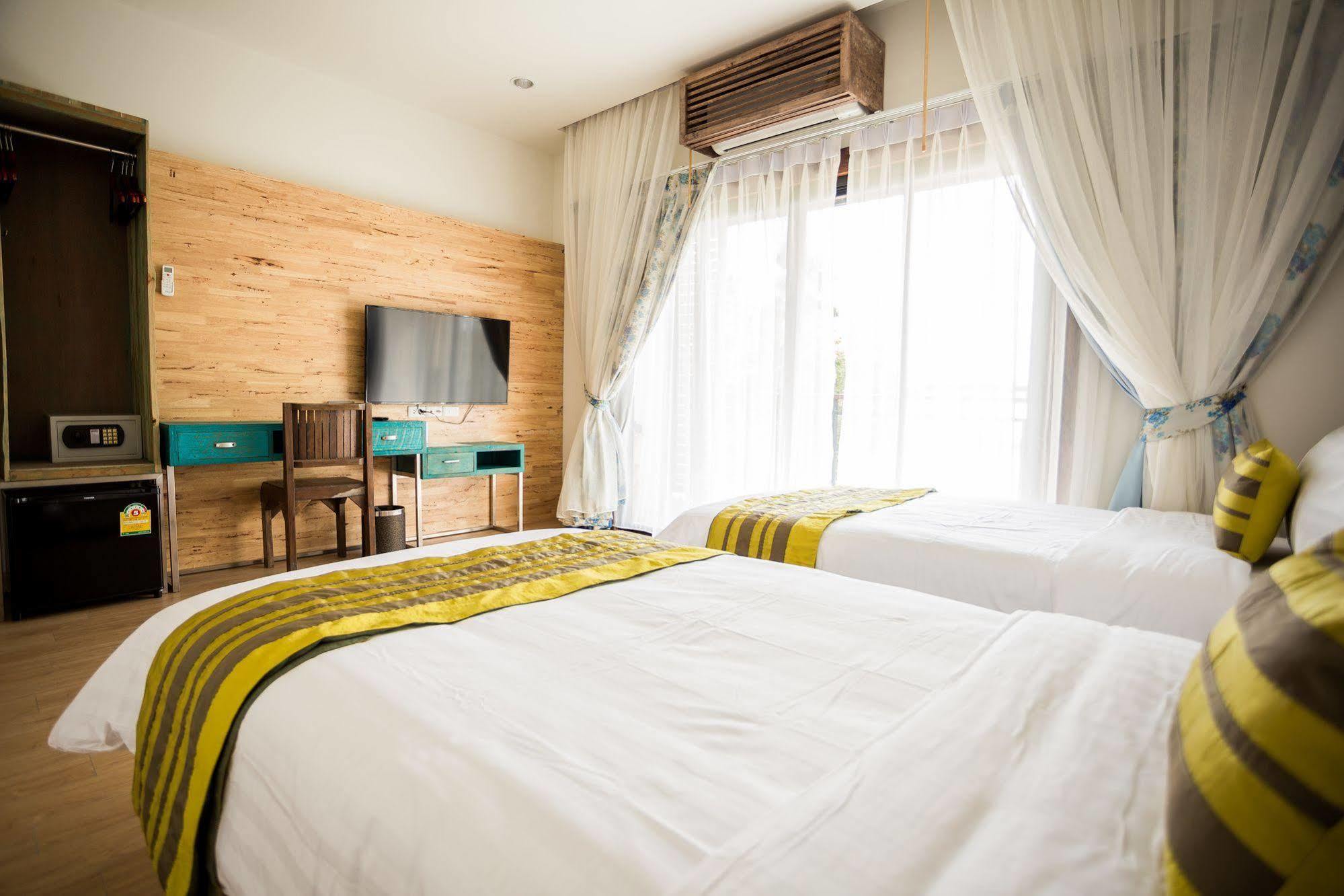 Icheck Inn Trams Square צ'יאנג מאי מראה חיצוני תמונה